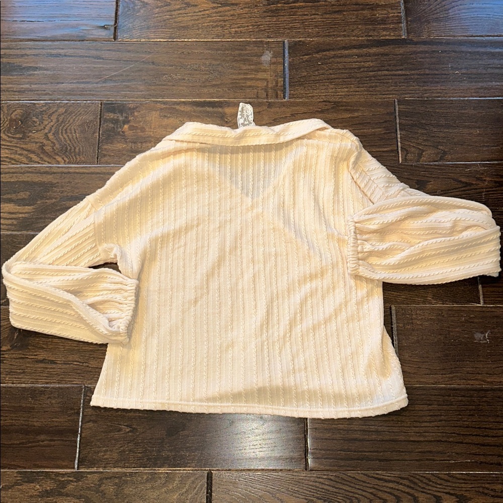 Sadie & Sage Cream Textured Long Sleeve Top size medium boho - Picture 3 of 5